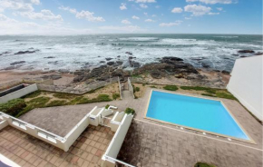 Beach Front Apartment In Les Sables-Dolonne